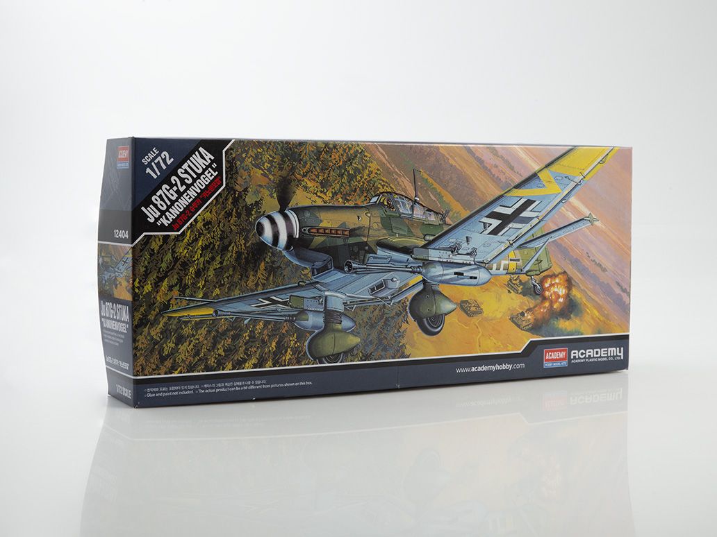 Сборная модель самолета Academy Самолет Ju-87G-2 StukaKanonen Vogel, масштаб 1/72