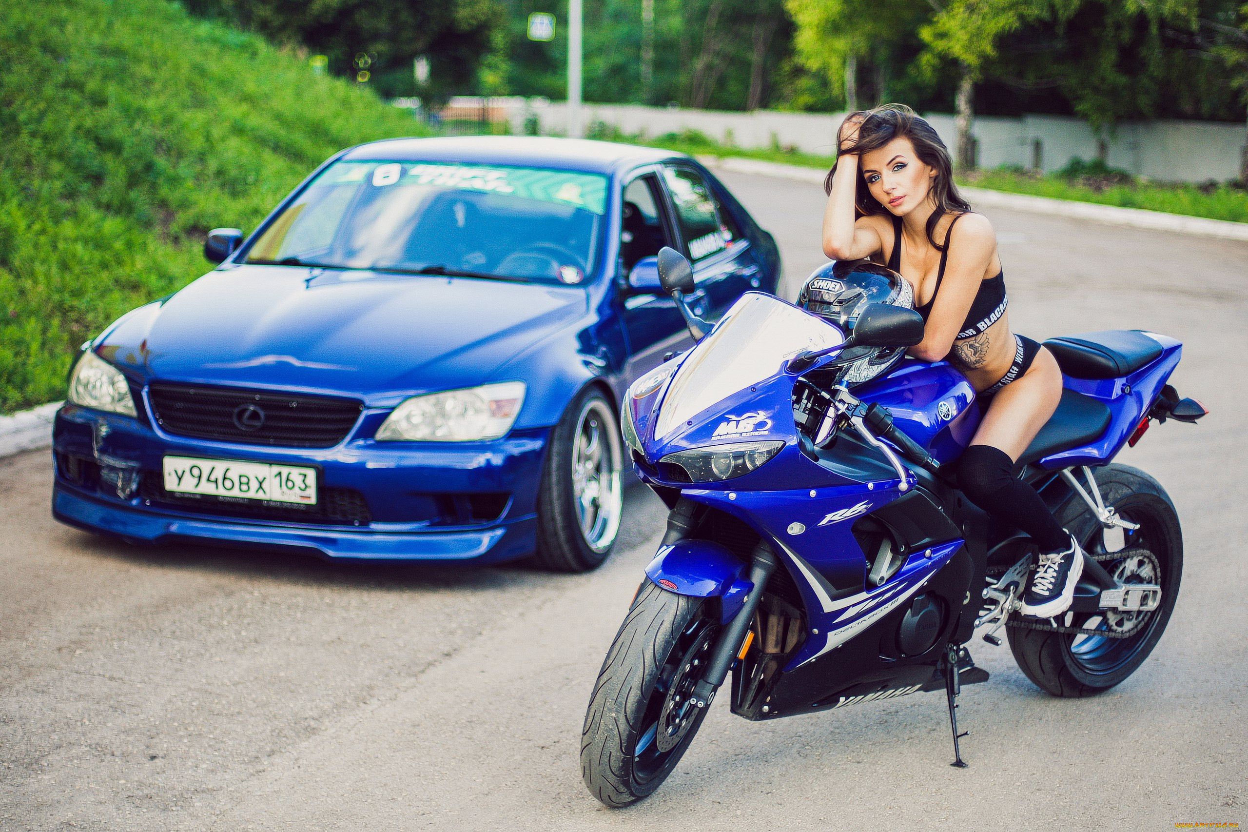 Девушки машины мотоциклы
