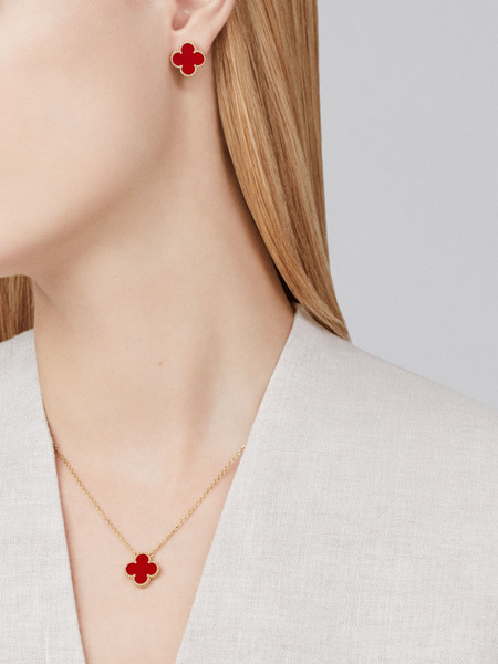 Van Cleef & Arpels Серьги пусеты - купить с доставкой по выгодным ценам ...