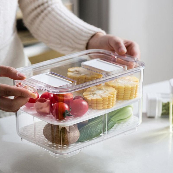 контейнеры с заготовками для завтрака в холодильнике