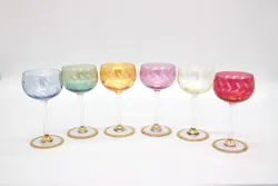 Комплект из шести винтажных винных фужеров, тонкий цветной хрусталь.;
Высота 15 см., диаметр 7,5 см.;
Франция, Нанси, 2-я  ...