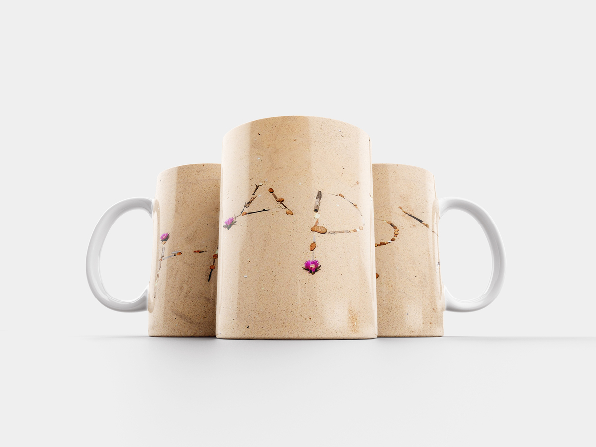 Happy запись. Happy запись. Happy birthday картинки. Довольная девушка. Happy weekend картинки красивые.