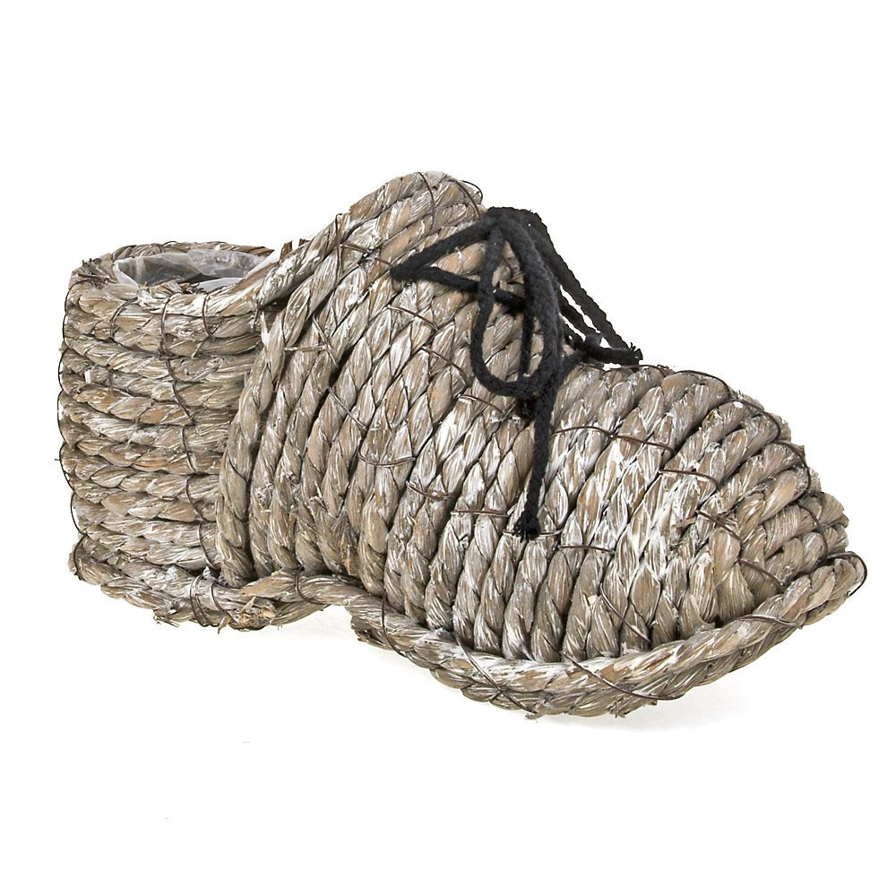 Плетение из бумажных трубочек башмак. Как сплести башмак из ротанга своими руками. Плетеный башмак. Башмак из ротанга. Башмак из ротанга.