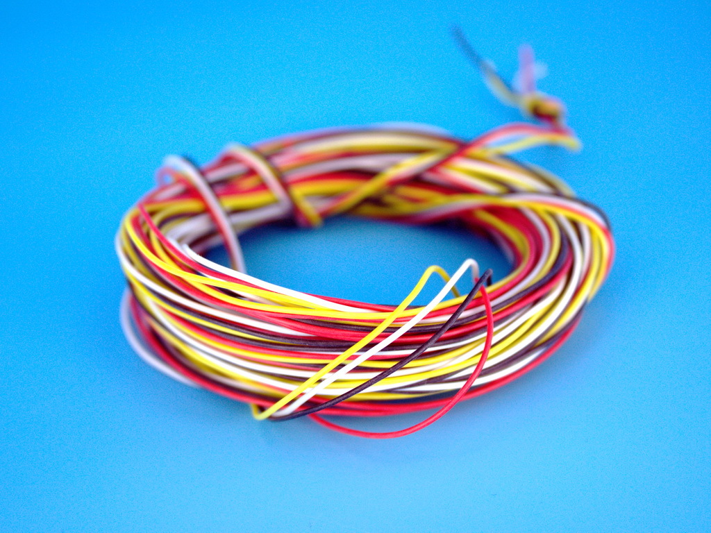 Разноцветные проволоки. Силиконовый провод 30 AWG. 30awg провод. Провод 18awg (2x1м). Провод 18awg (3x0,38м).