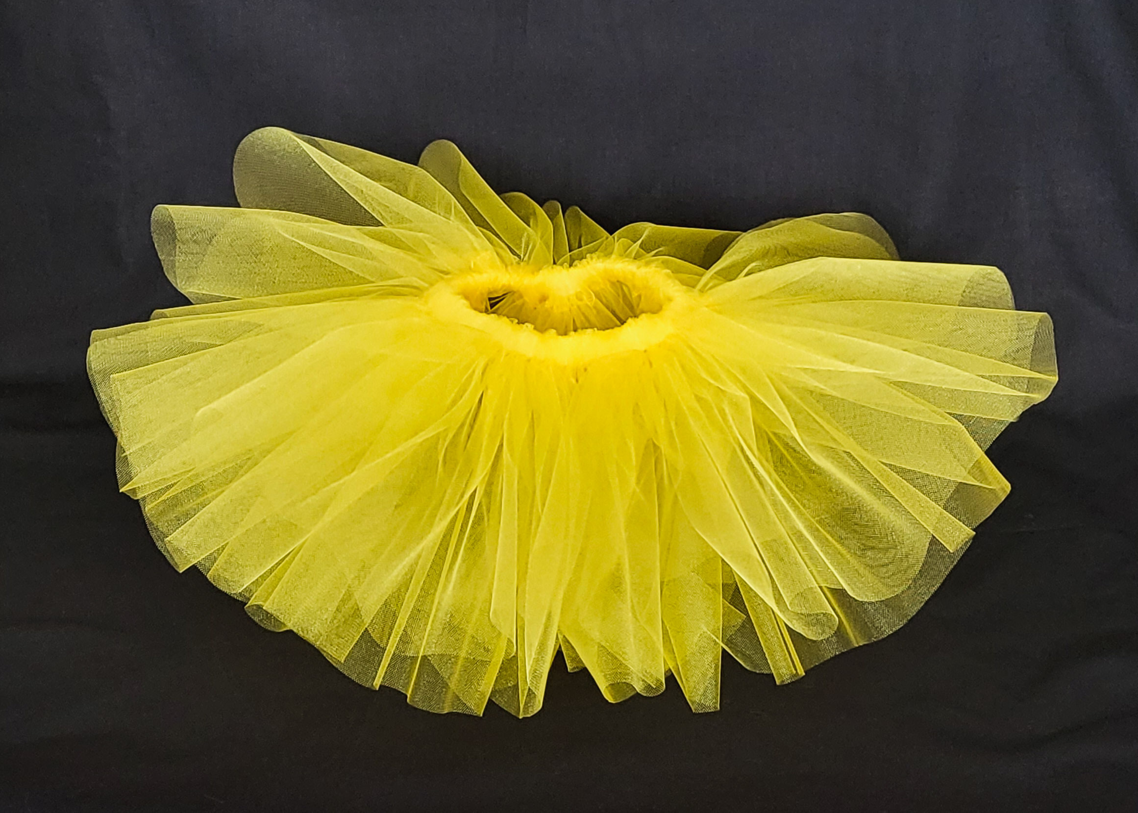 Yellow юбки Балетные на прозрачном фоне