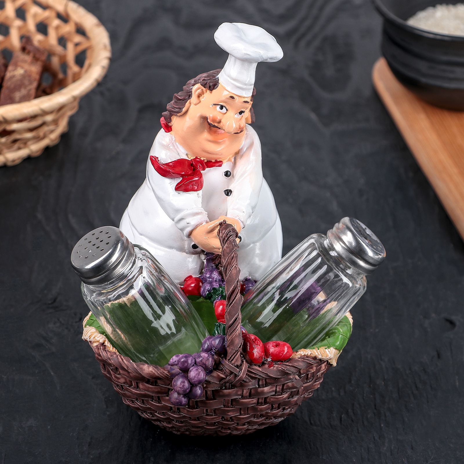 Повар с перечницей. Приправа с картинкой повара. Набор для специй " повар". Повар со специями. Повар специи.