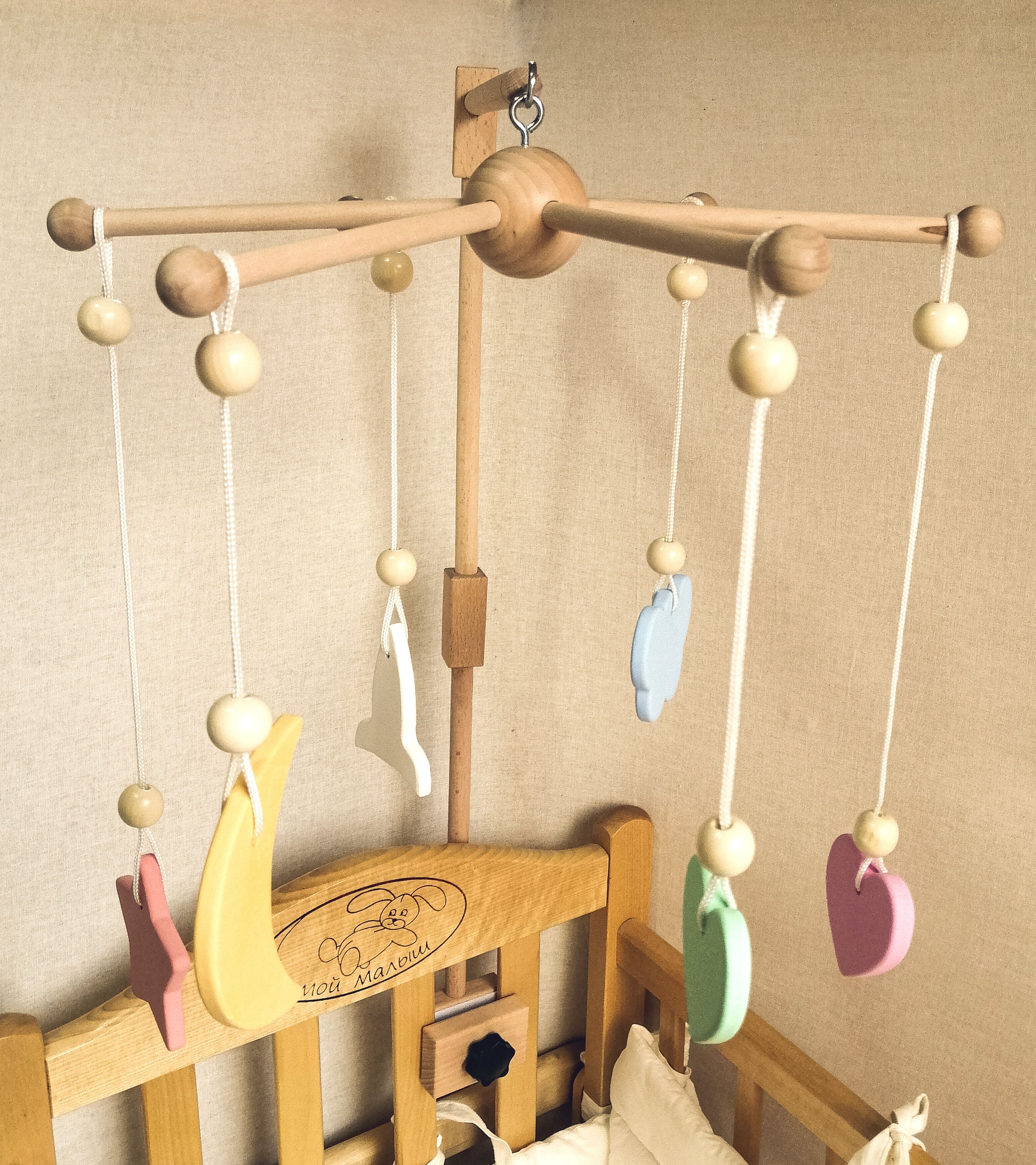 Деревянный мобиль на пол своими руками