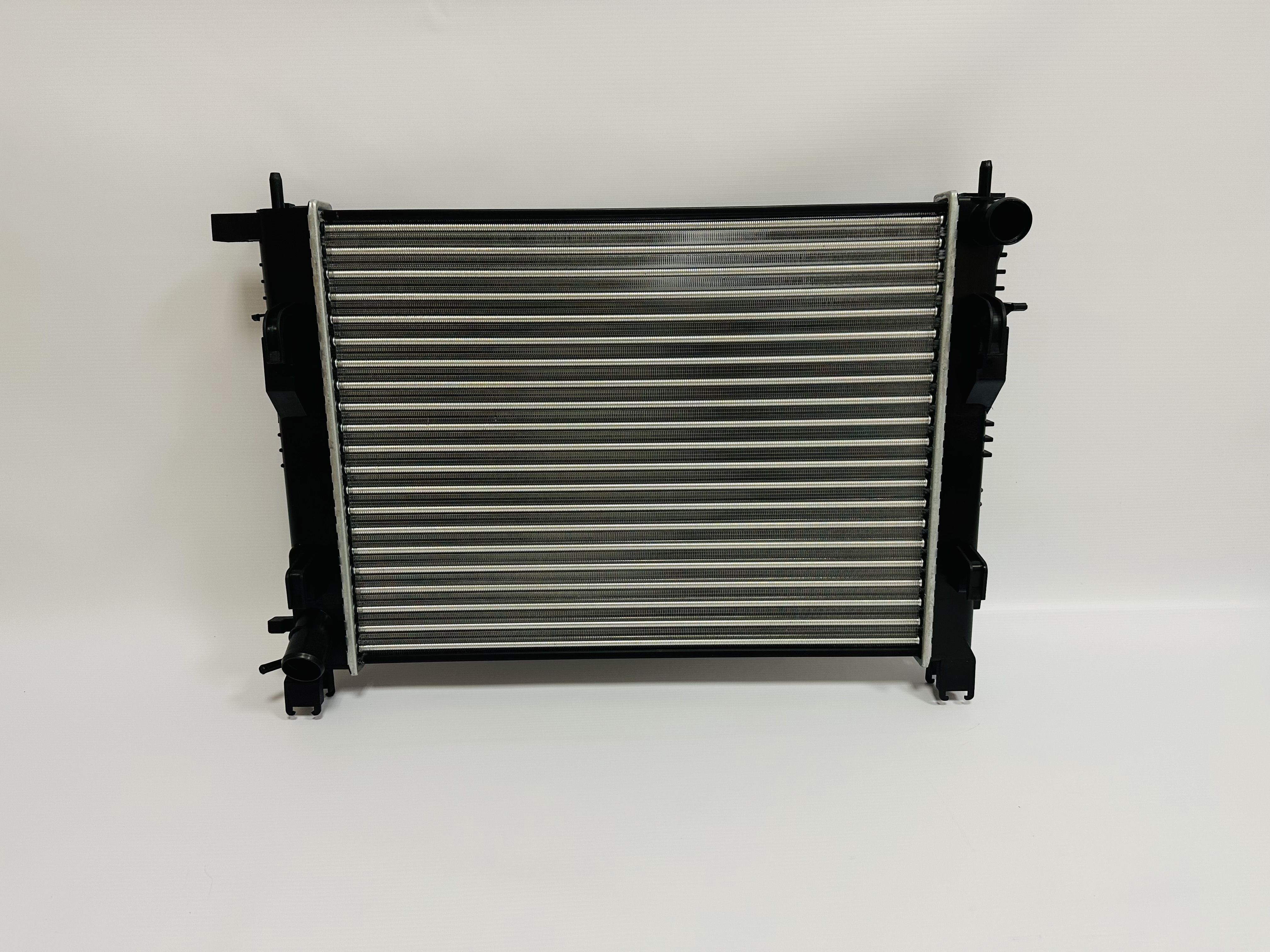 радиатор форд фьюжн 1. Ford focus 1 радиатор охлаждения. радиатор двигателя kia 253102f890. радиатор охлаждения в бийске. радиатор охлаждения omt ss3001.