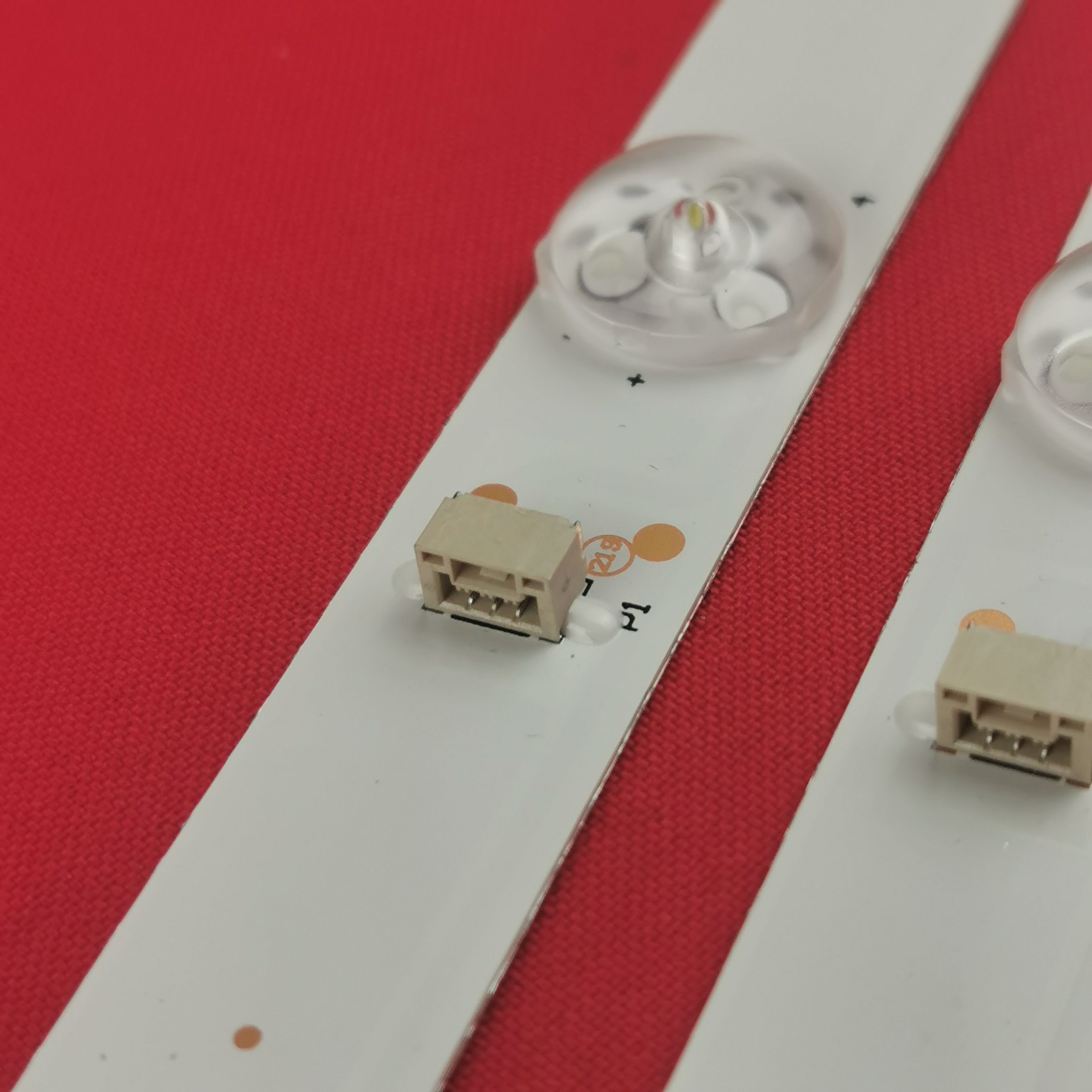 Подсветка для TCL LED32D2900S LED32D2930 LED32D2910 LED32D2900; 32D2900 32HR330M06A5 V5
