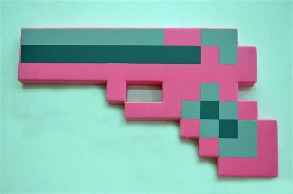 Пиксельный пистолет "Глок розовый" Minecraft - купить с доставкой по ...