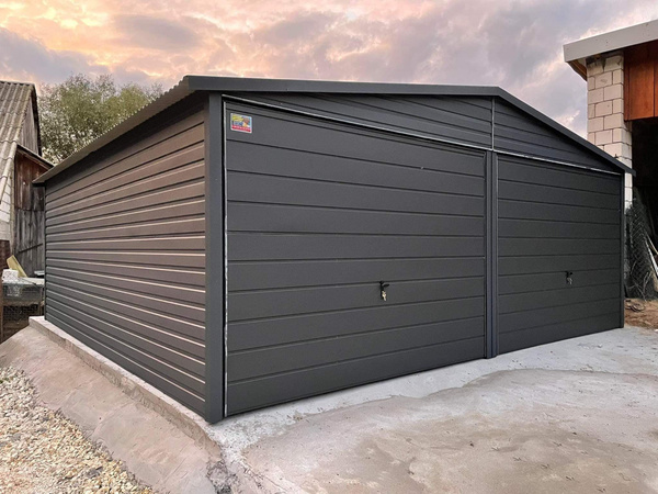 Быстровозводимый дом в Динской гараж