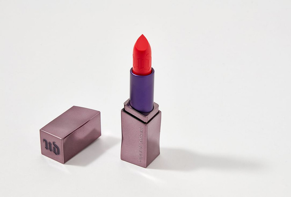 Суперстойкая помада для губ с ухаживающими компонентами vice lipstick ...