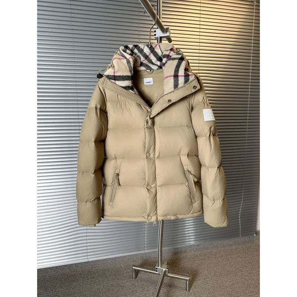 Пуховик Burberry - купить с доставкой по выгодным ценам в интернет ...