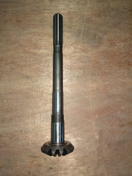 Полуось МТЗ переднего ведущего моста (горизонтальная) - МТЗ арт. 52 ...