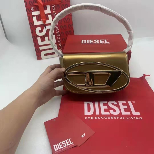Сумка на плечо Diesel - купить с доставкой по выгодным ценам в интернет ...