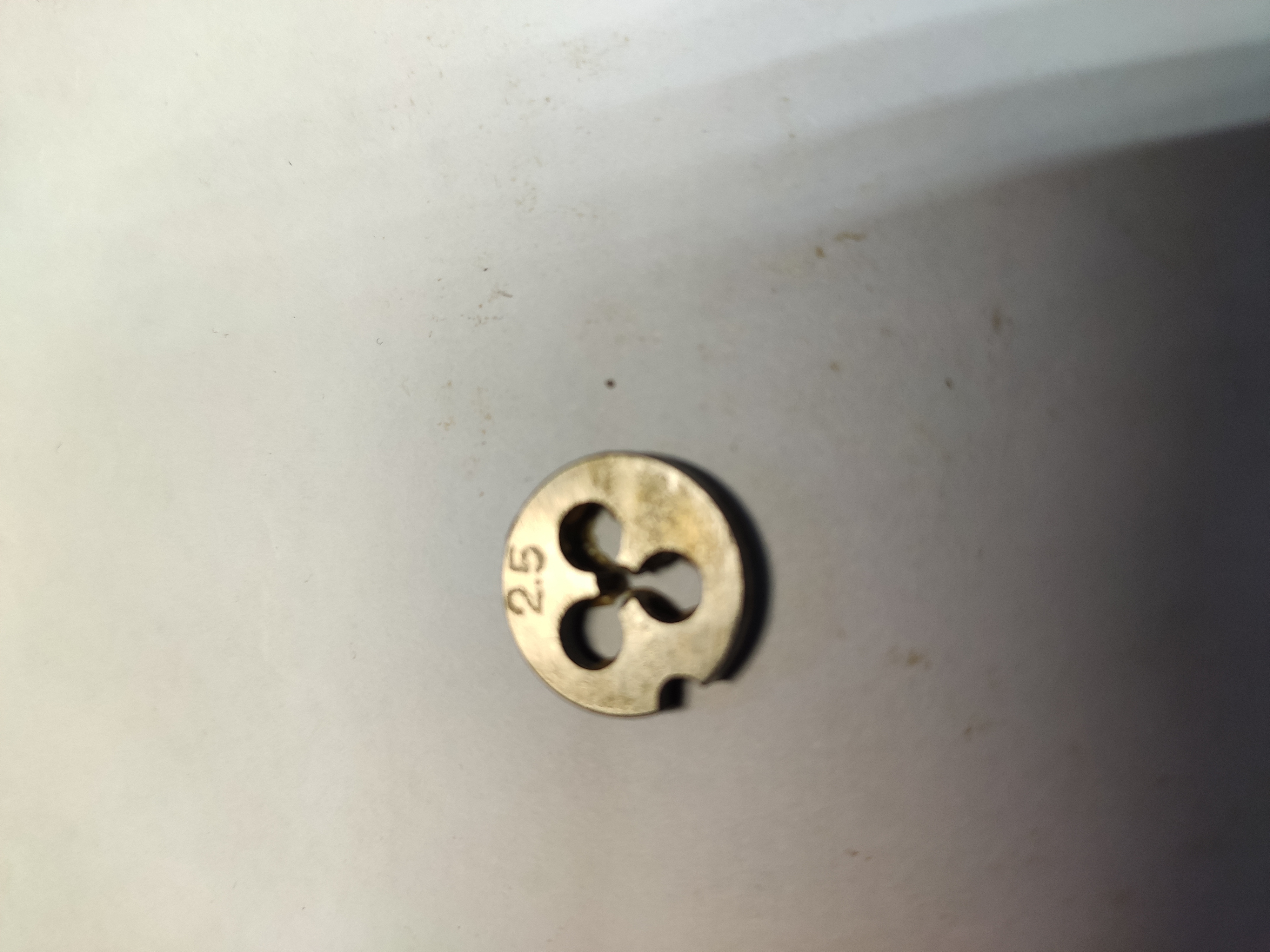 75, сталь 9хс. Туламаш плашка м 16х2 9хс лев. Плашка м 2,5*0,45. 5 9хс hortz. Плашка м3,5.