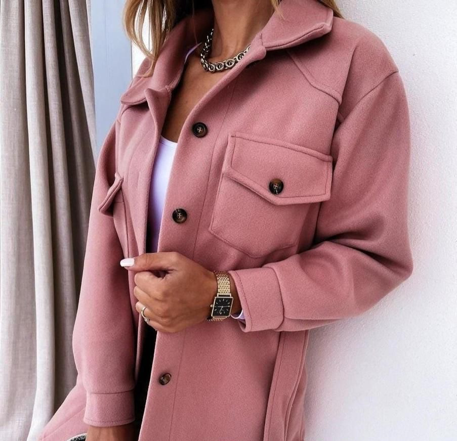 Пальто в розовом цвете