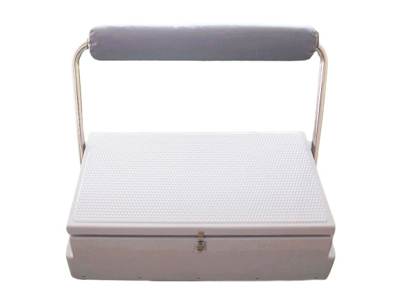 кормовой рундук. навесные рундуки на лодку. рундук со спинкой в лодку 380. кормовой рундук со спинкой для лодки. кормовой рундук для риб 375.