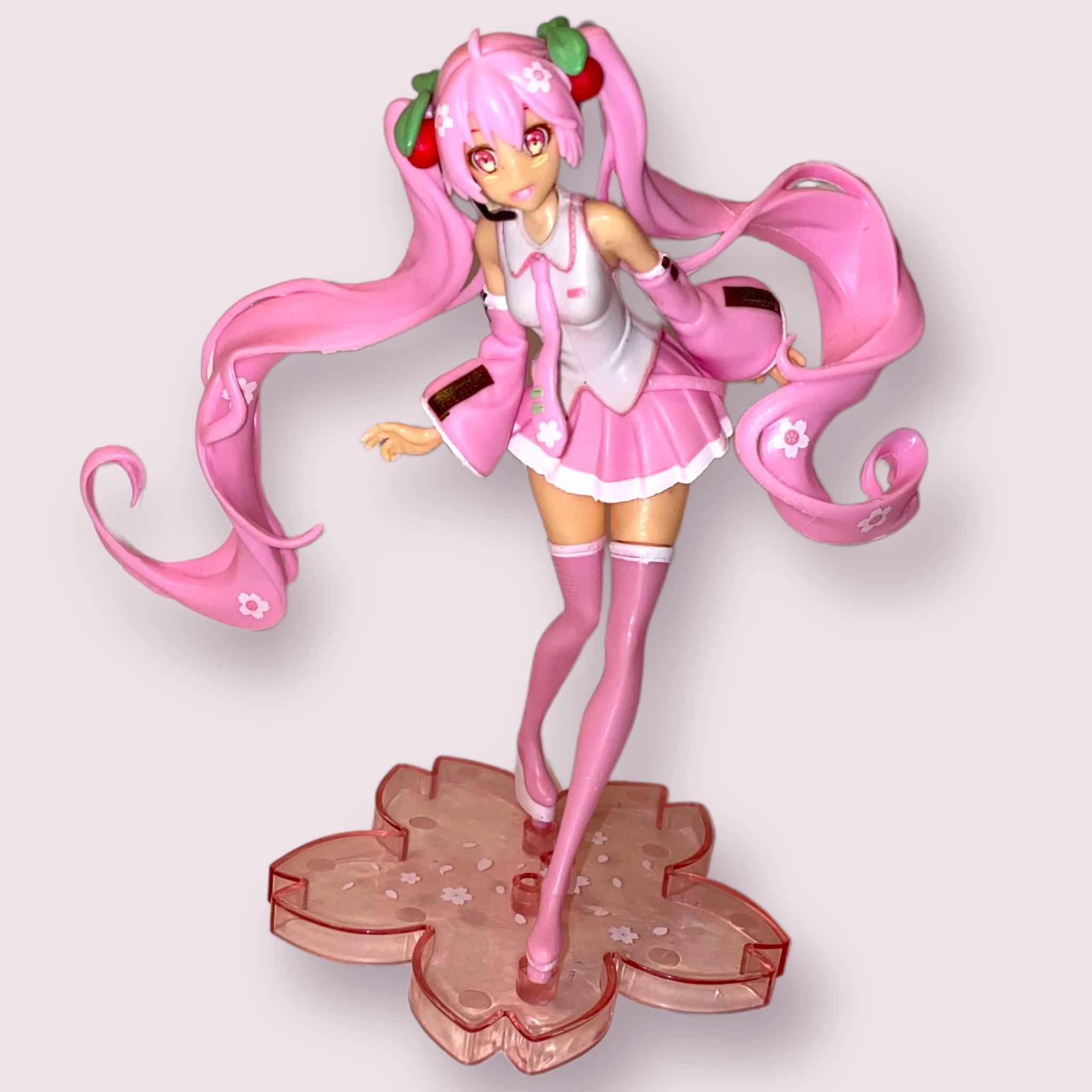 Экшн-фигурка аниме TAITO Miku Hatsune (Мику Хацунэ) Sakura Miku 18см -  купить с доставкой по выгодным ценам в интернет-магазине OZON (722104833)