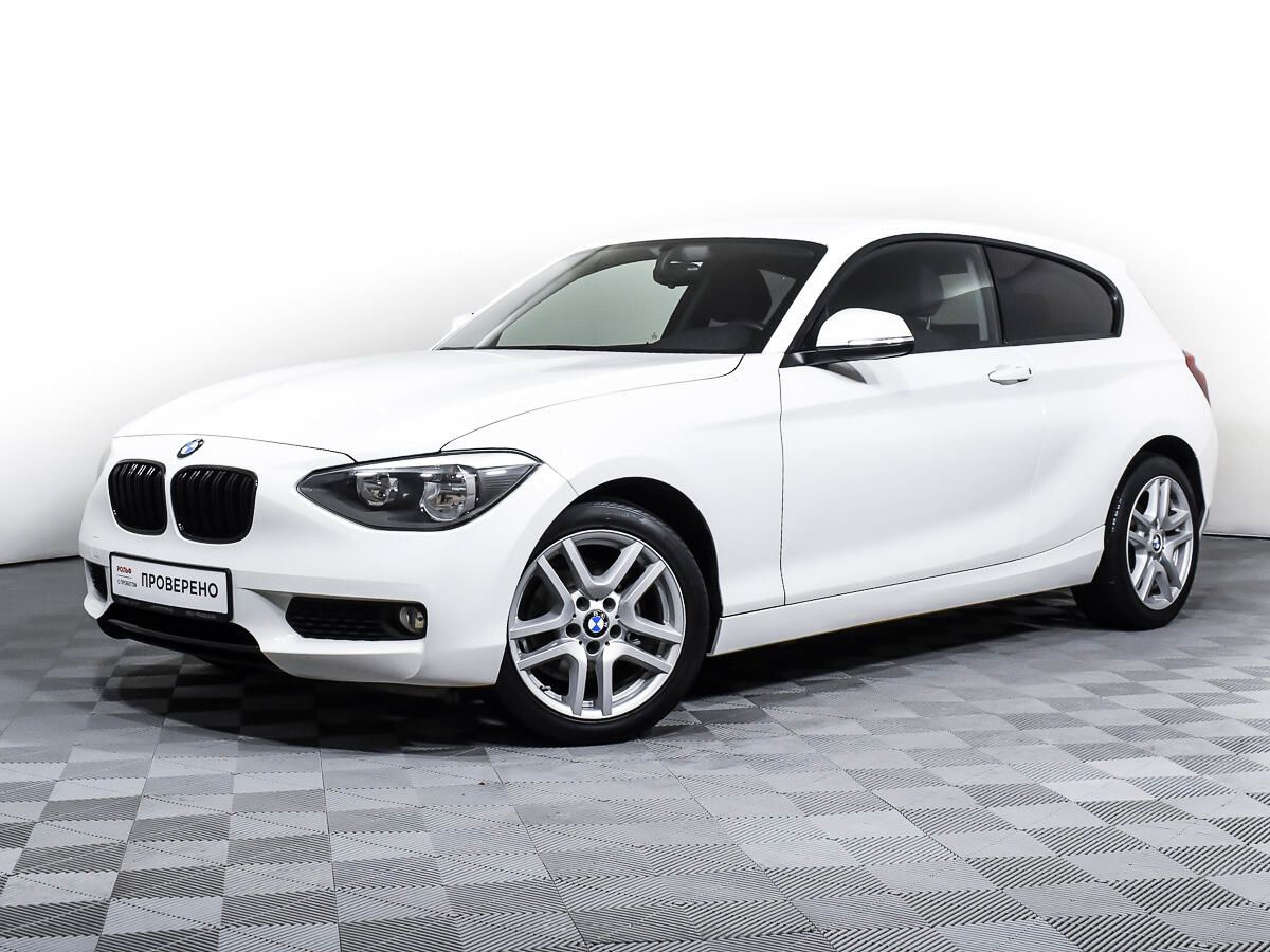 Купить б/у BMW 1 серии II (F20/F21) 116i 1.6 AT (136 л.с.) бензин автомат в Санк