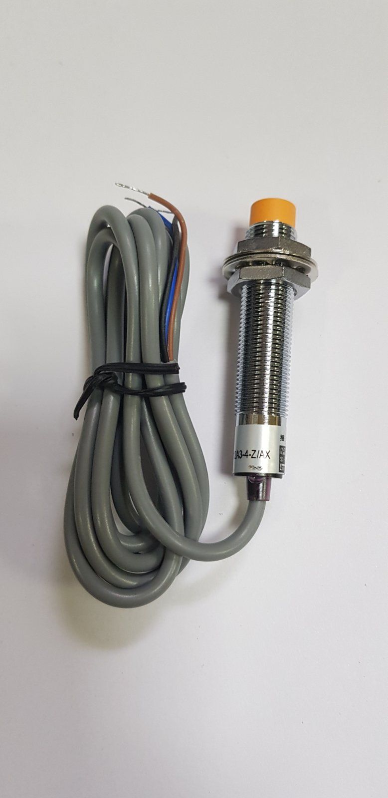 Датчик lj12a3 4 z bx. Концевой индуктивный датчик. Концевой датчик 2657920035. Датчик металла