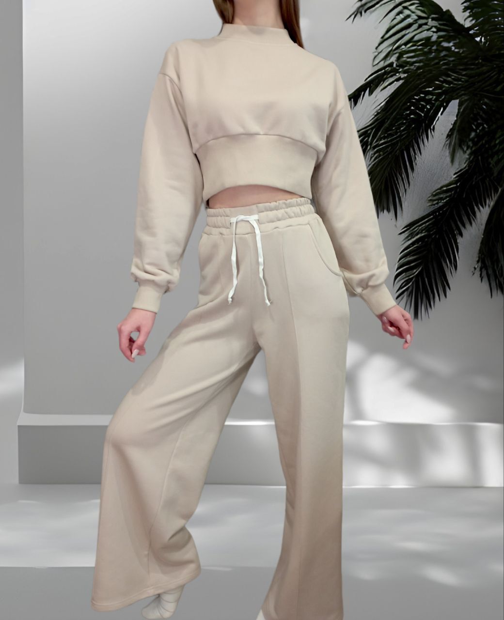 Спортивный костюм с брюками палаццо