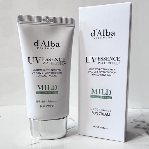 D alba солнцезащитный. D'Alba солнцезащитный крем-эссенция 50мл. СПФ D Alba UV Essence waterprull.