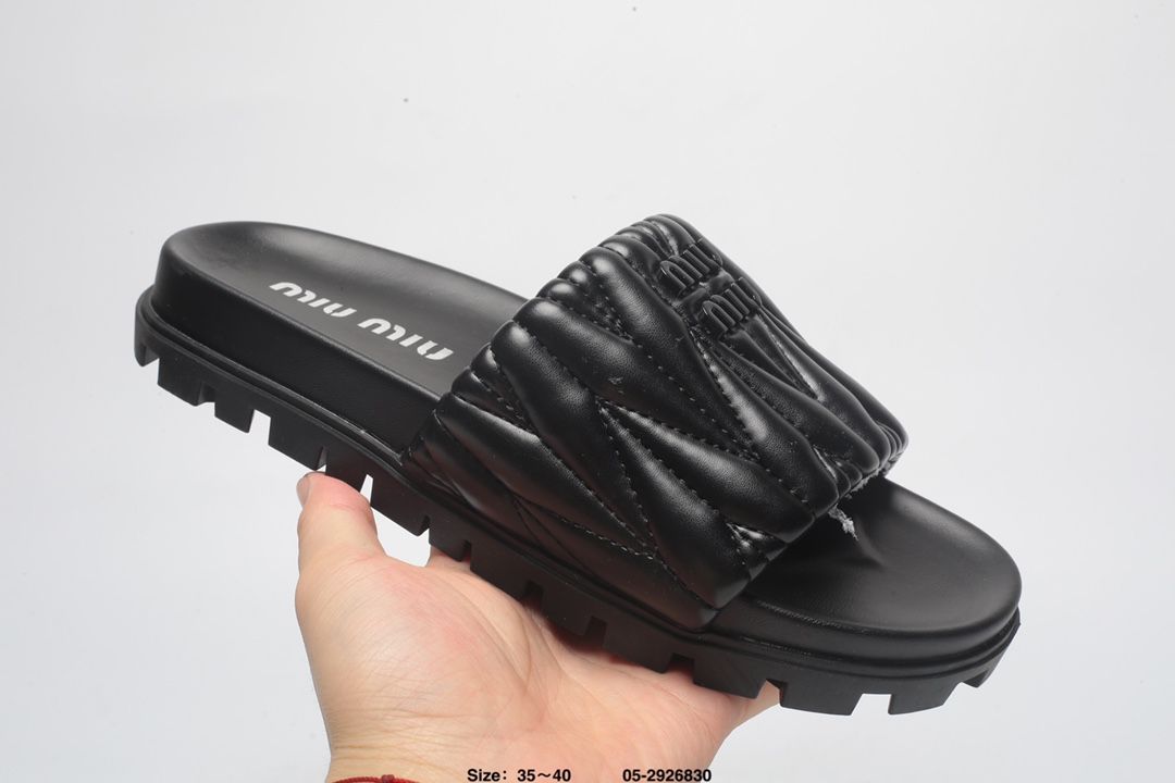 Шлепки miu miu. Шлепки miu miu