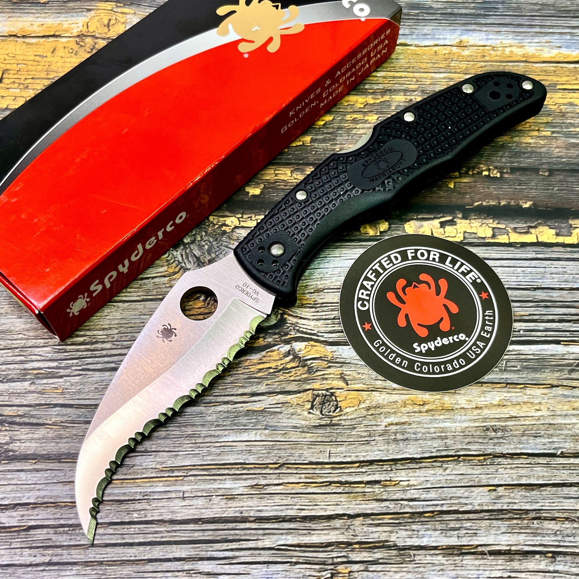 Нож складной Spyderco SC12SBK2 Matriarch 2