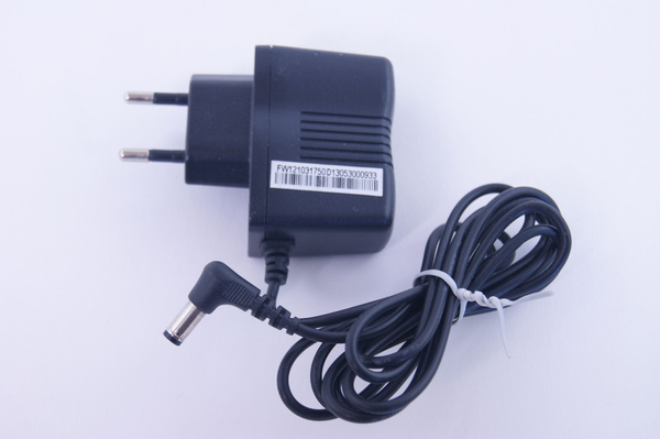 Кабель Блок питания 5V, 1A, 5.5-2.5мм - купить по низкой цене в ...