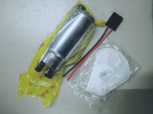 Насос топливный электрический, БЕНЗОНАСОС Бош, давление 3barВАЗ MAZDA ...