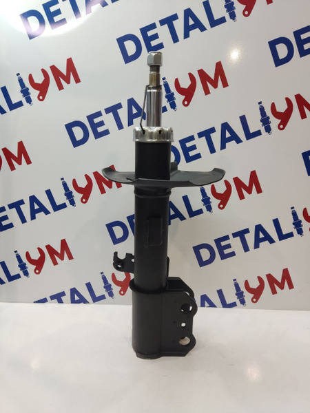 Стойка амортизационная газовая передняя правая Toyota Avensis T250 ...