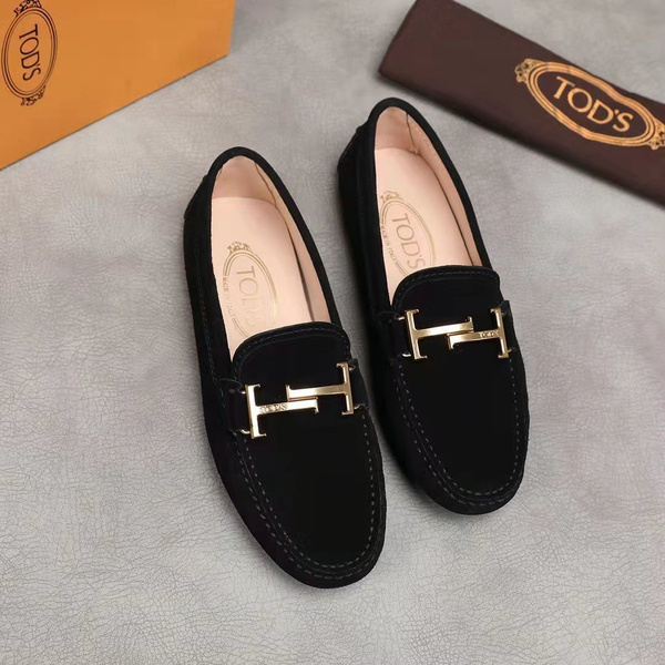 Лоферы Tod’s - купить с доставкой по выгодным ценам в интернет-магазине ...