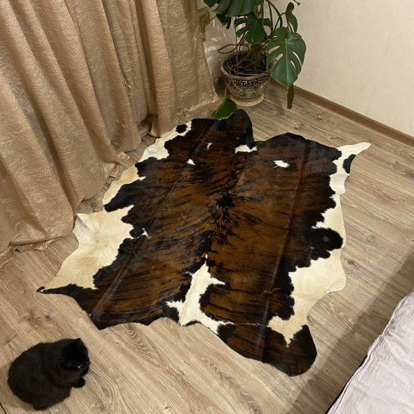 Коровья шкура на пол натуральная. - купить с доставкой по выгодным ...