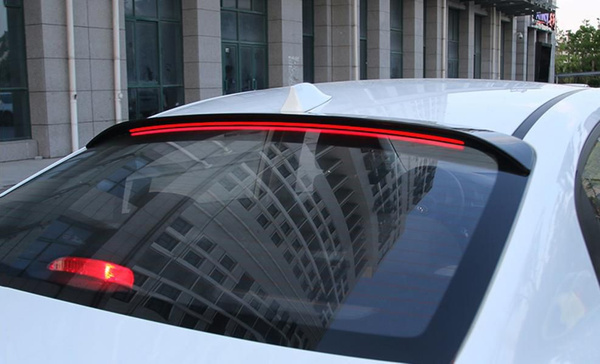 Козырек на заднее стекло со стоп сигналом Киа Рио 4 - Kia Rio 2017 ...