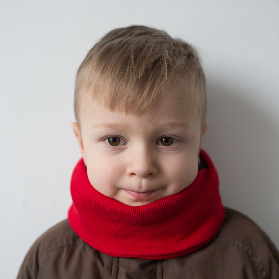 Снуд kids style. Шапочки из футера. Шарф для высокого горла. Шапка трикотажная для девочек. Снуд из кашкорсе.