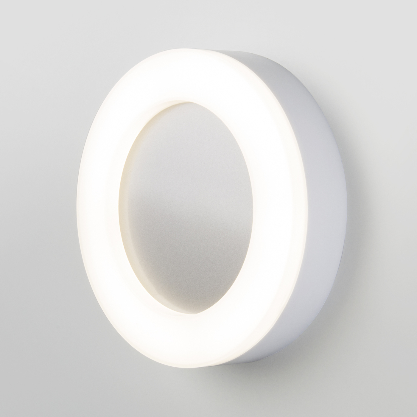 настенный светодиодный светильник в стиле техно elektrostandard ltb52 led светильник 18w  белый