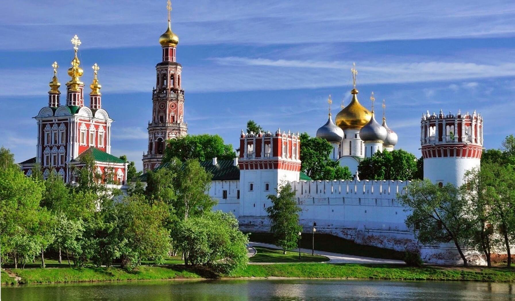 Смоленск севернее москвы