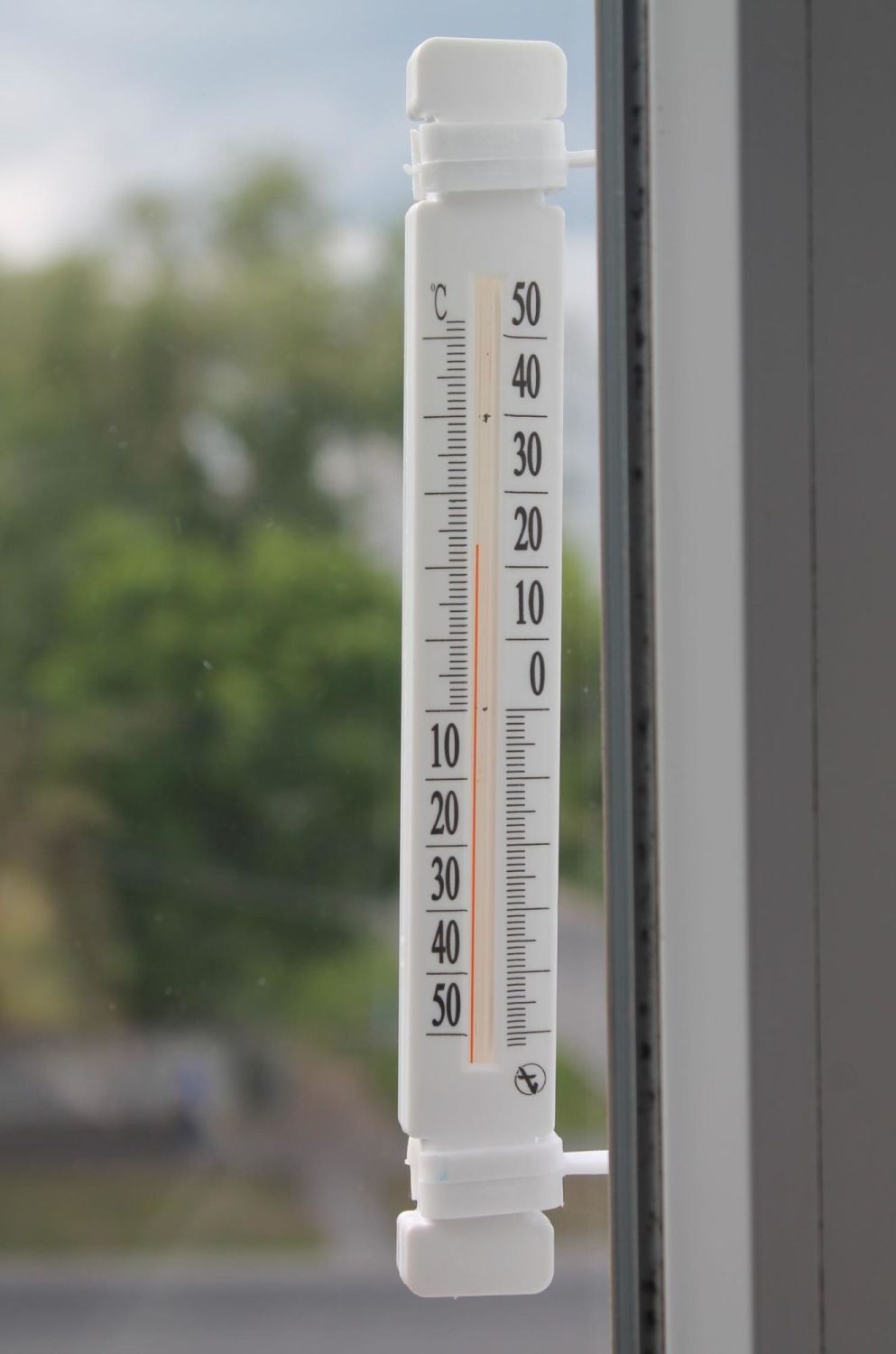 Характеристики Термометр уличный (оконный)(-50 +50) на липучке .