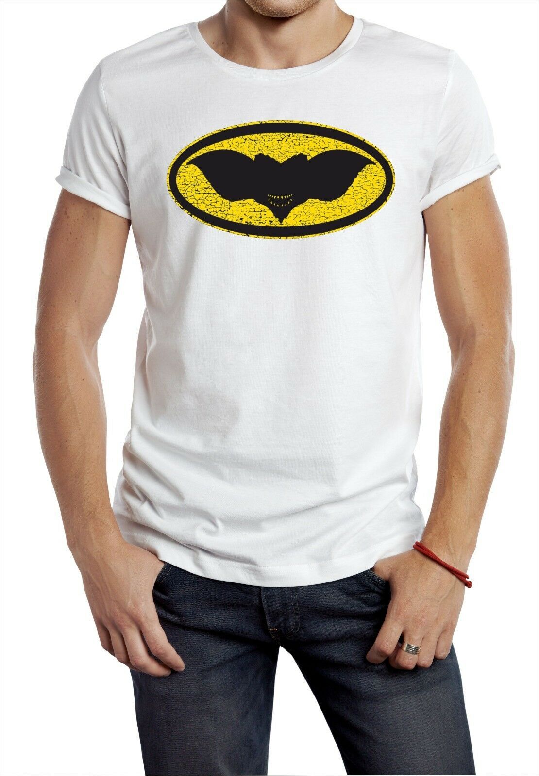 Символ Бэтмена на футболке