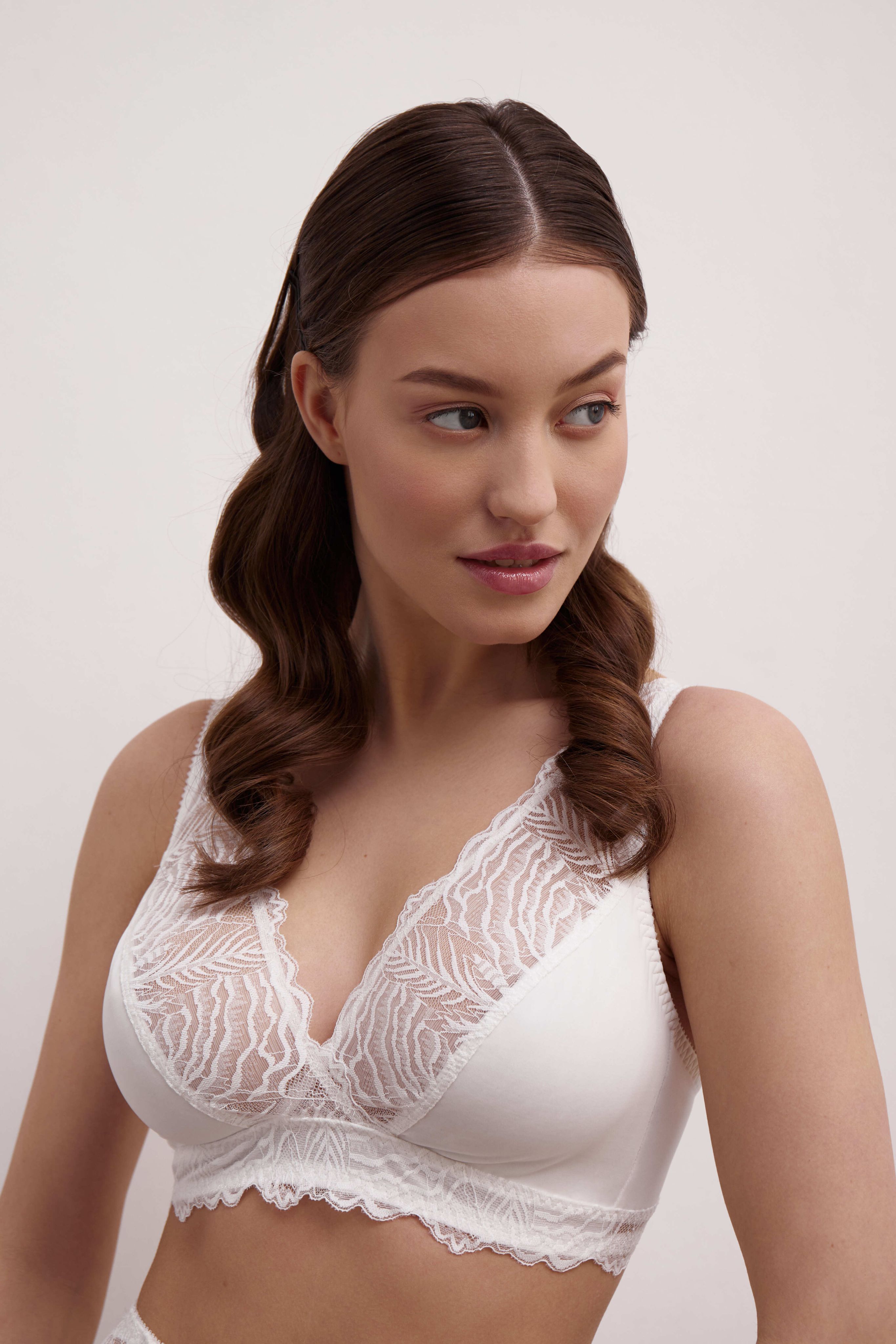 Glora x. Бюстгальтер Глора f 18310. Glora x белорусская. Глора х Черниговская.