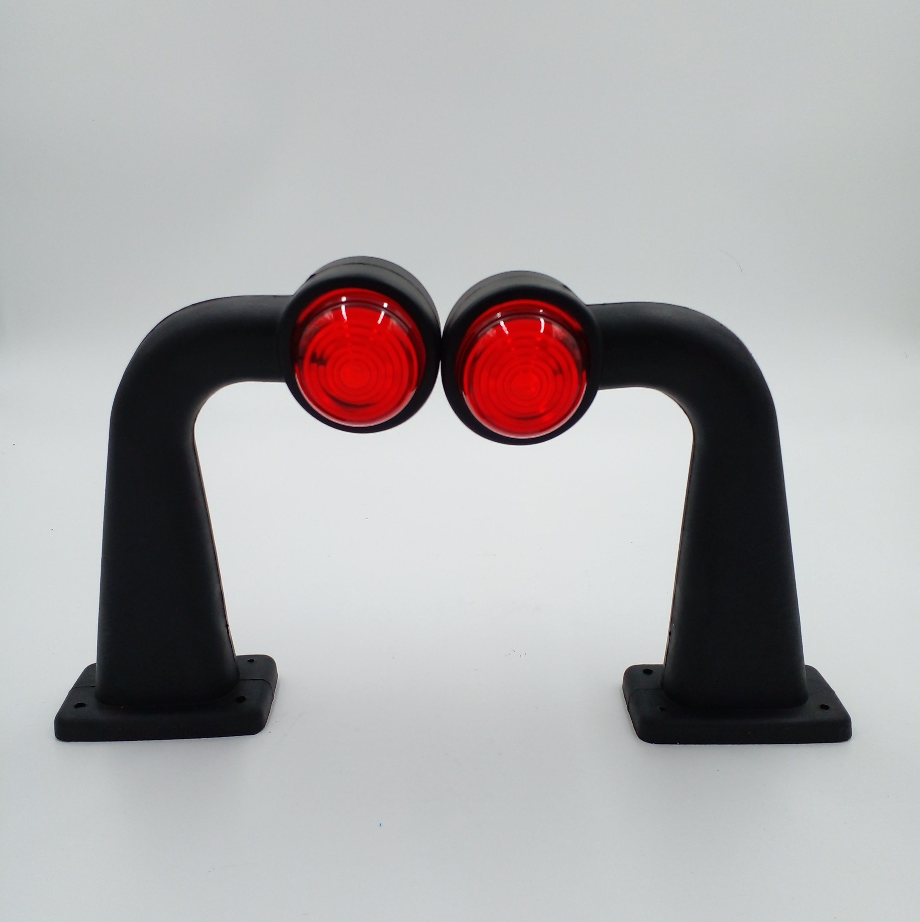 габаритные фонари прицепа рога светодиодные 3 диота. фонарь габаритный (рога) 12-24 led с поворотником, к-т. габаритные рога на бампер. фонарь габаритный рожок led fristom. фонарь габаритный fristom ft-017 led.