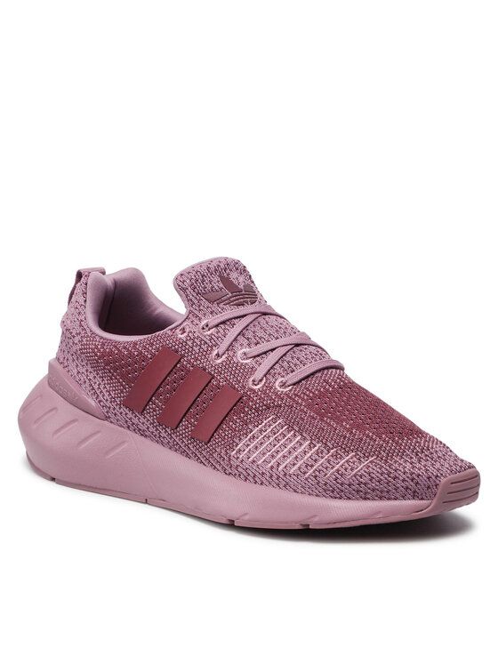 Addidas swift store run w