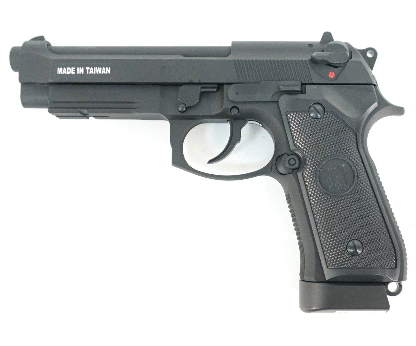 Страйкбольный пистолет KJW Beretta M9A1 CO GBB