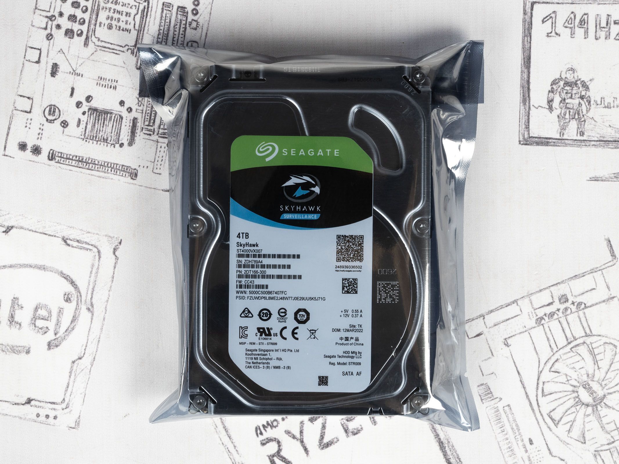 Seagate skyhawk st4000vx013. Seagate Skyhawk 4tb. Жесткий диск Seagate Skyhawk 4 ТБ (st4000vx013). Жесткий диск Skyhawk 8 ТБ. Seagate Skyhawk Surveillance.