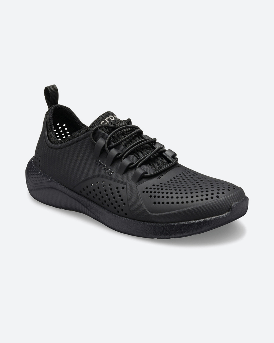 crocs pacer black