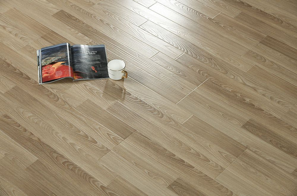 Ламинат Woodstyle Magic Strip, 12мм., 34 класс, 2.31 метра в упаковке ...