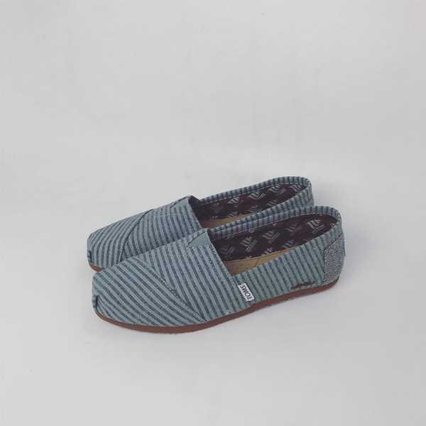 Кеды TOMS - купить с доставкой по выгодным ценам в интернет-магазине ...