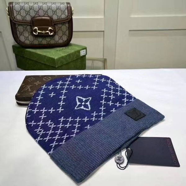 Кепка Louis Vuitton - купить с доставкой по выгодным ценам в интернет ...