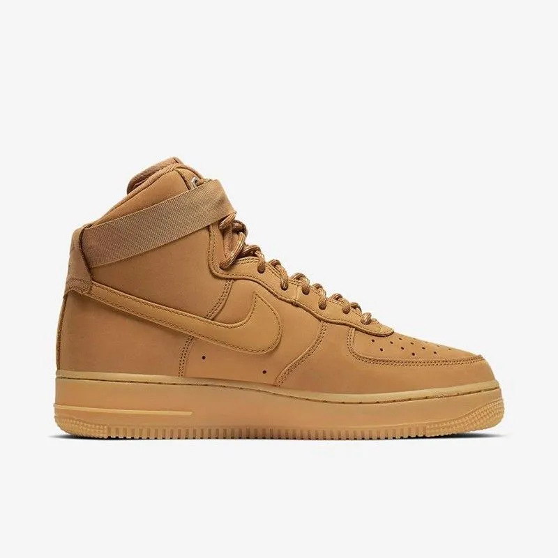 Найк аир форс коричневые. Nike Air Force коричневые. Air Force 1 Camel. Найк Эйр Форс коричневые.